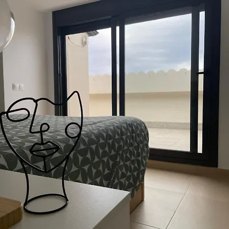 شقة Luminoso Duplex Con Parking *