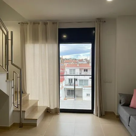 Luminoso Duplex Con Parking Διαμέρισμα *